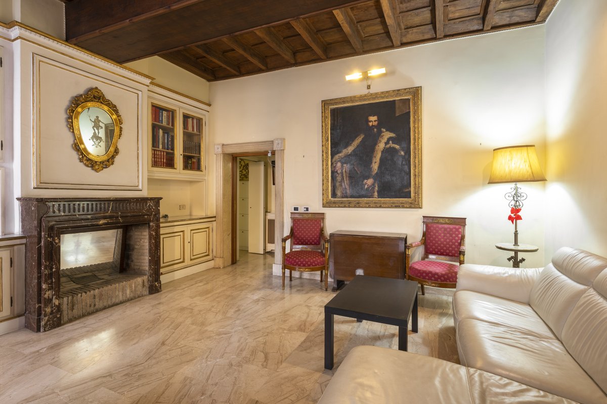 Exclusive historical apartment