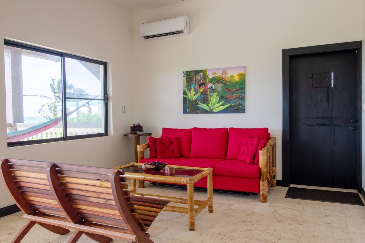 Hot January Special! 2nd Floor 2 Bedroom with Pool gallery image 4