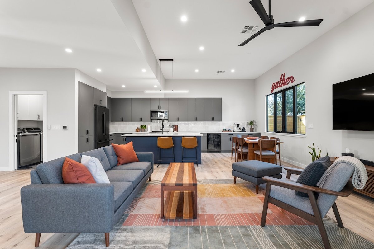 Texas Stunning Garden Getaway gallery image 4