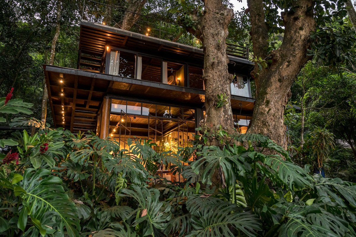 Casa Floresta – Urban Paradise- Ocean View gallery image 3