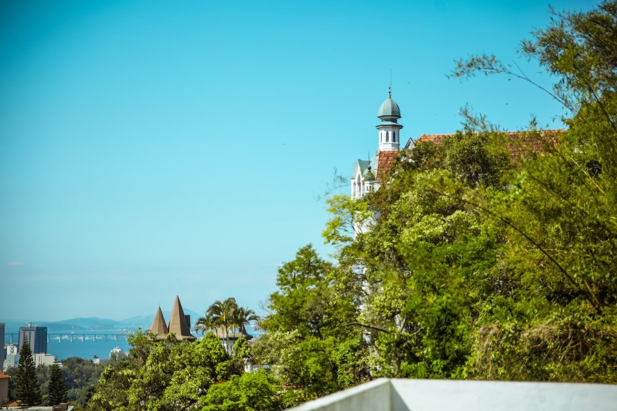 Casa com piscina e vista espetacular gallery image 2