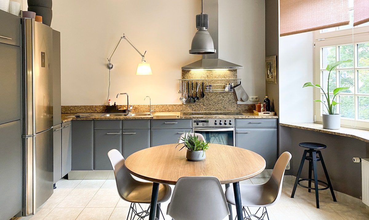 Spacious 2-story apt. w/ terrace – 280 m2 gallery image 5