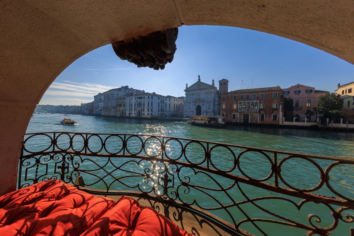 Ca’ Emo Palazzo sul Canal Grande gallery image 3
