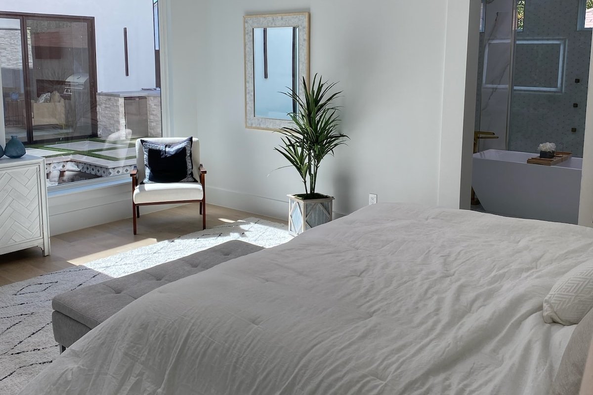 Ultra High-End Luxury Villa! Great Dallas Location gallery image 4