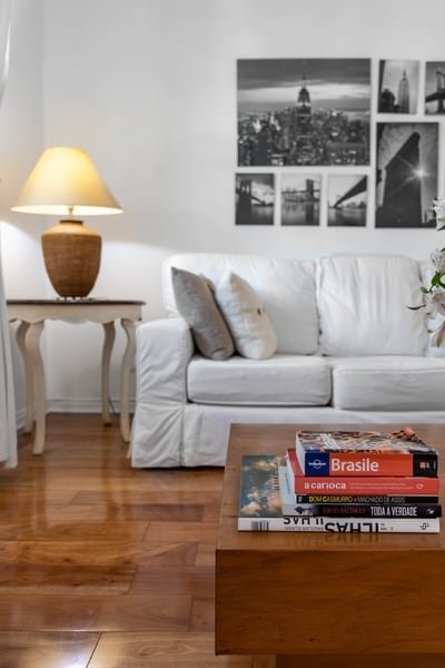 ADV009 Charming apt for 4 in the heart of ipanema gallery image 3