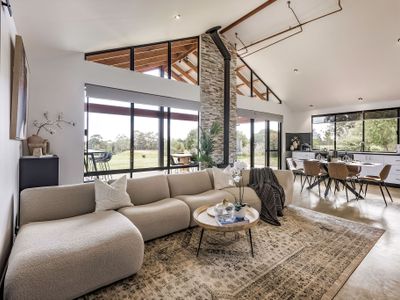 Bluegum Hideaway- luxury, aircon, 2xkitchen/living