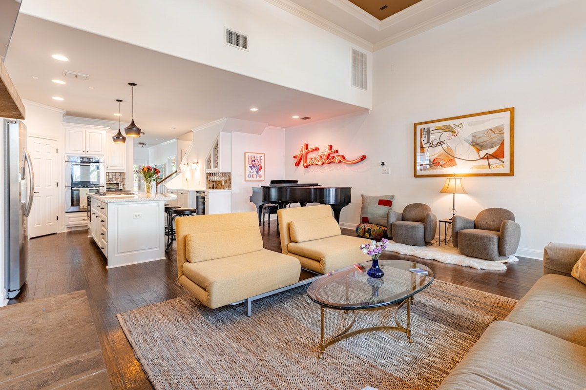 East ATX Luxury Home + Heated Pool + Detached Loft gallery image 4