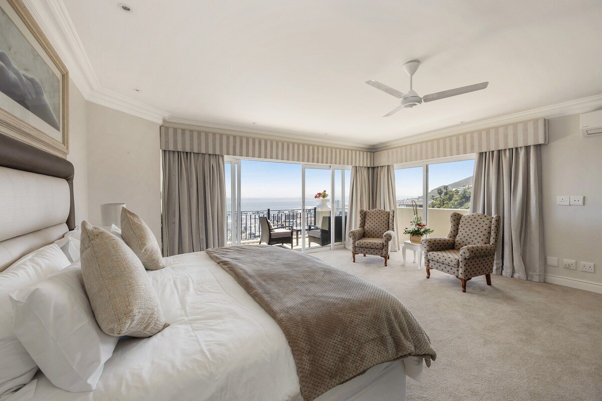 The Fabulous ‘ Villa Stanleon ’ in Bantry Bay LUX gallery image 4