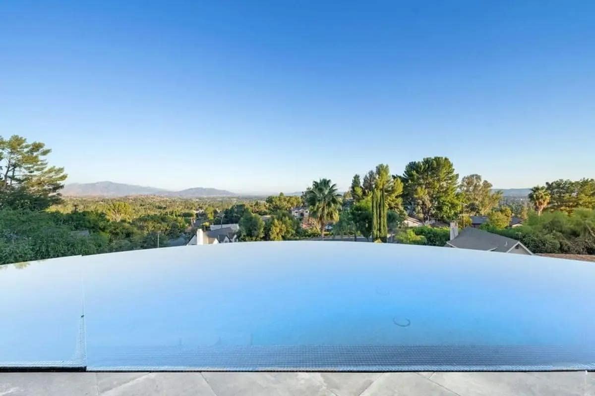 Ultimate Luxe Retreat w/ Epic Views, SPA & Pool gallery image 3