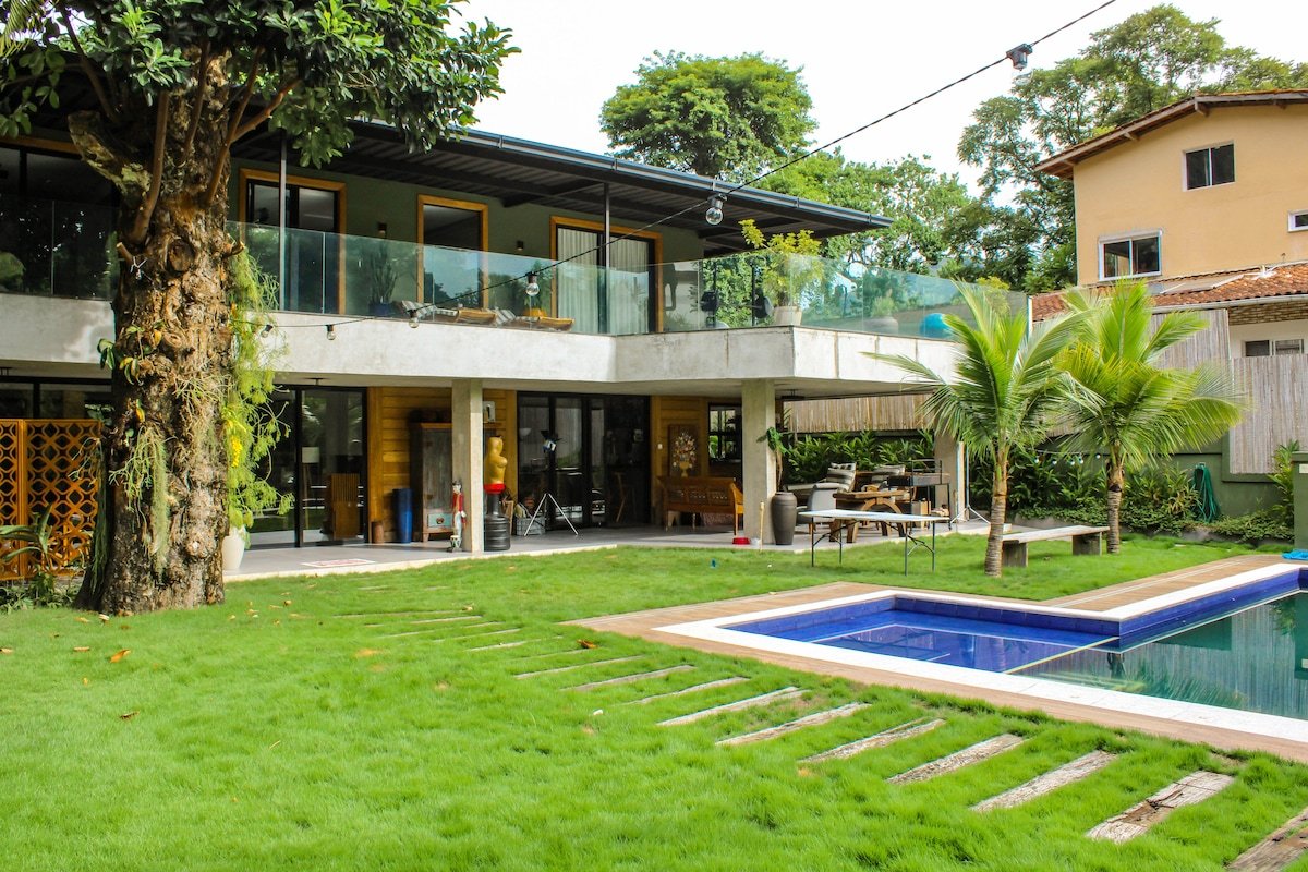 Forest House Retreat gallery image 2