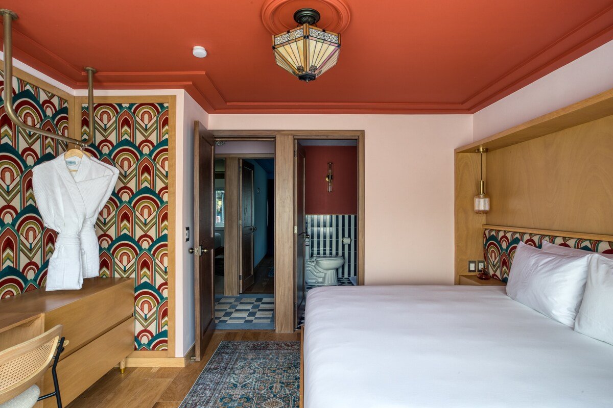 Retro-Modern Luxury – Unique Condesa Retreat gallery image 4