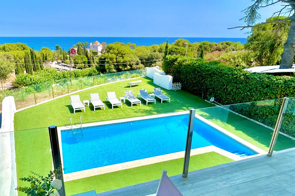 Villa.Sta.Cristina frente playa StaCristina AC/BBQ