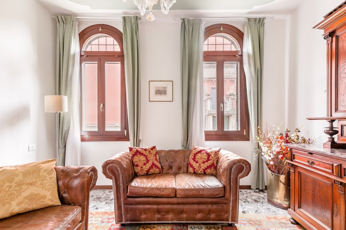 Procuratie Uno, Elegant and Bright Apartment in Cannaregio gallery image 2