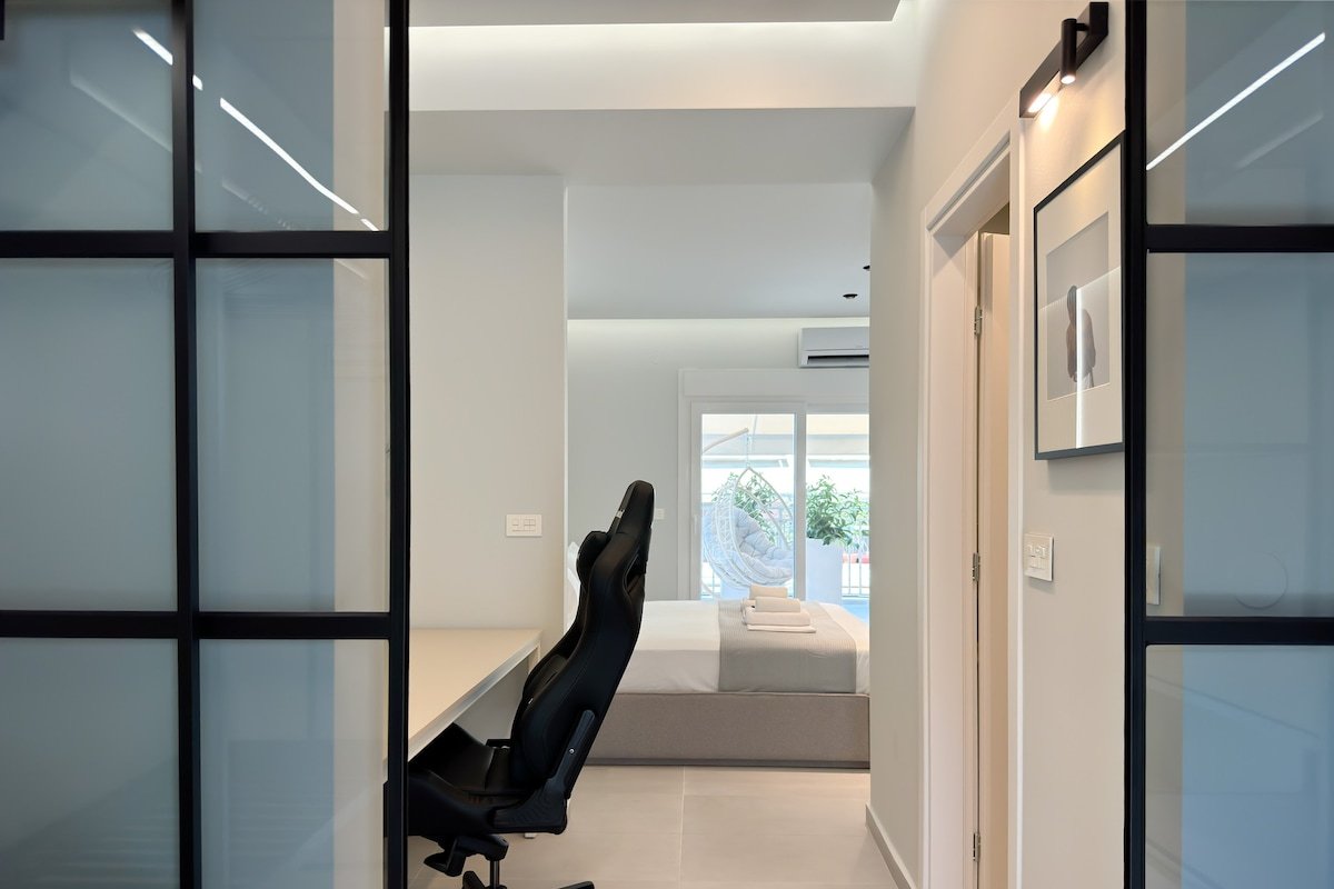 Luxurious Penthouse City Centre gallery image 5