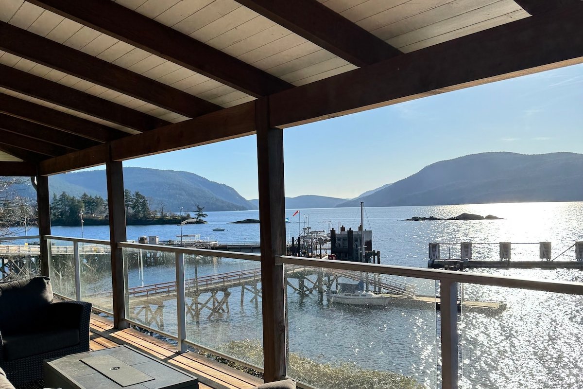 The Vesuvius – Oceanfront Home gallery image 2