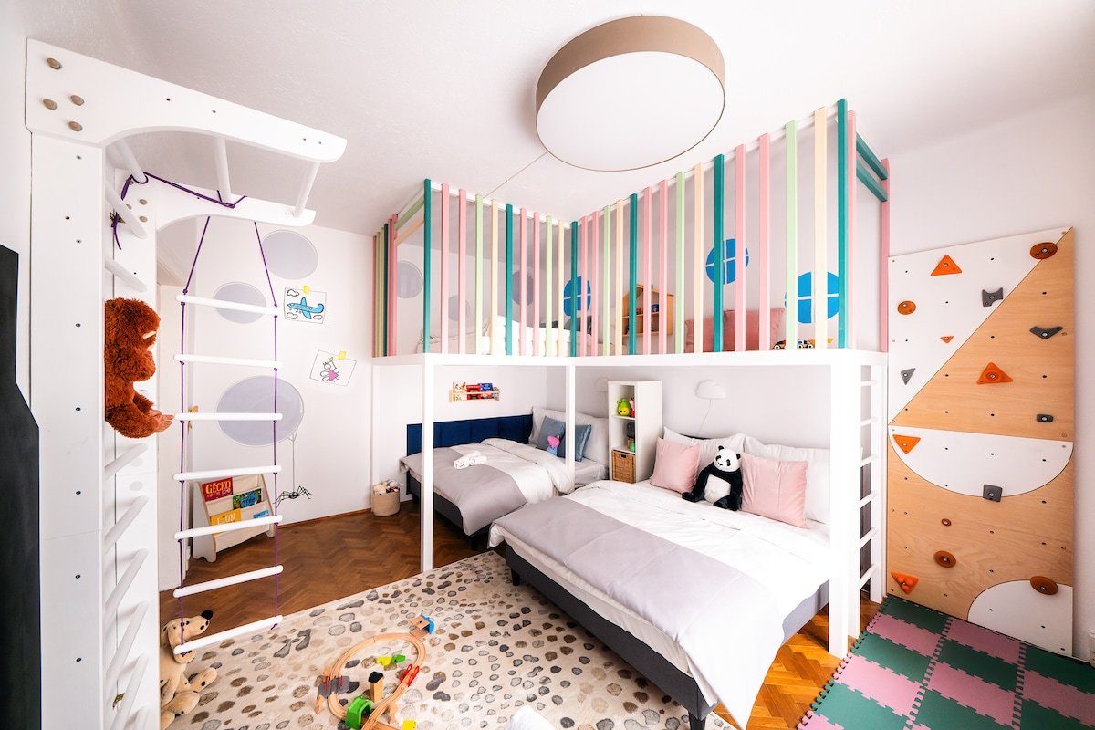 4BR + 2Bath Peppa pig luxury Family & Groups APT gallery image 4