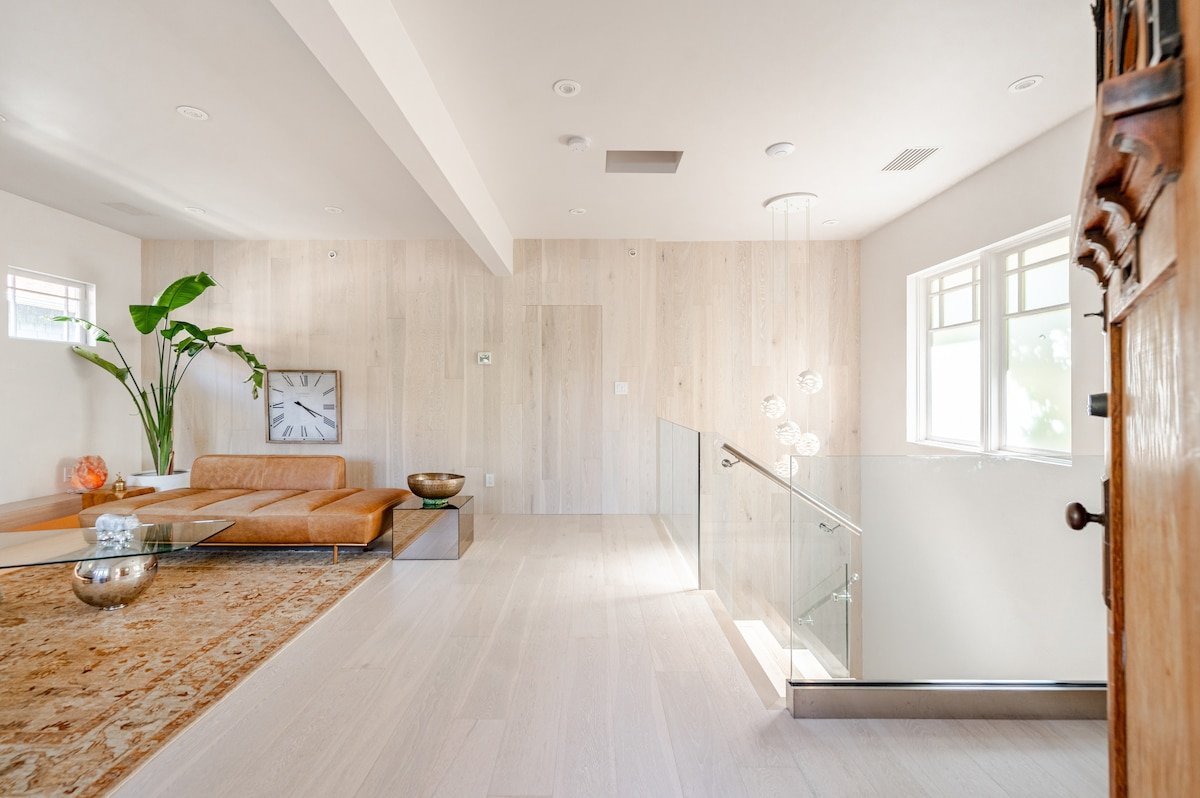 Executive Modern Getaway – Minutes to Downtown! gallery image 3