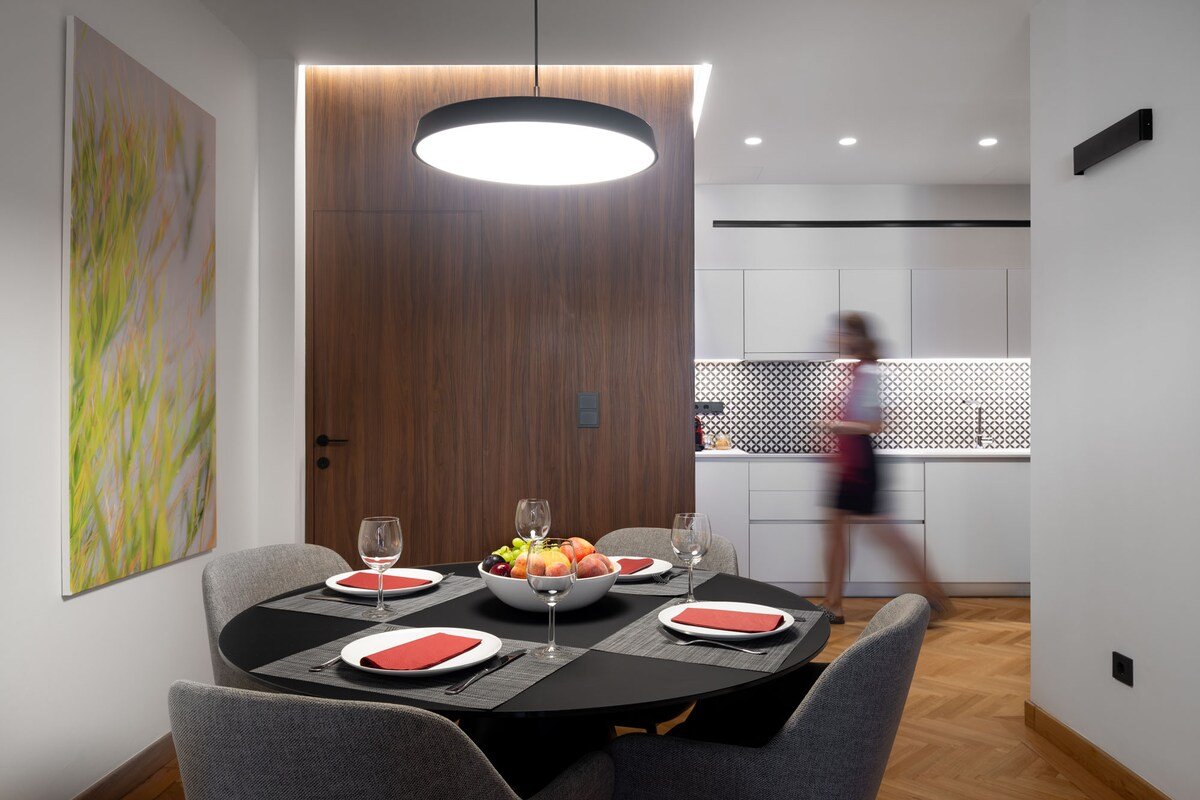 Athens.bliss Three in the Heart of the City gallery image 4