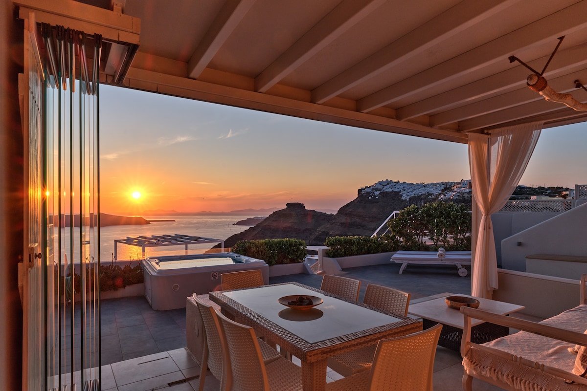 Sunset View Villa Santorini – Outdoor Jacuzzi gallery image 2