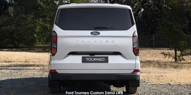 FORD TOURNEO CUSTOM 2.0D TITANIUM X A/T - 28 