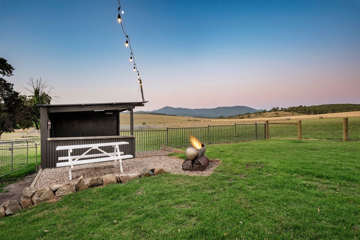 Yarra Grange Farm Stay – Gate House gallery image 3