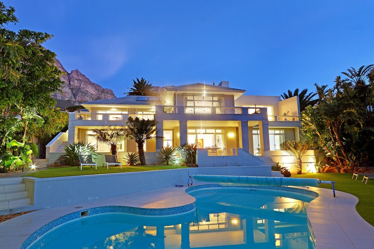 Msangasanga – Superb family Villa in Camps Bay gallery image 2