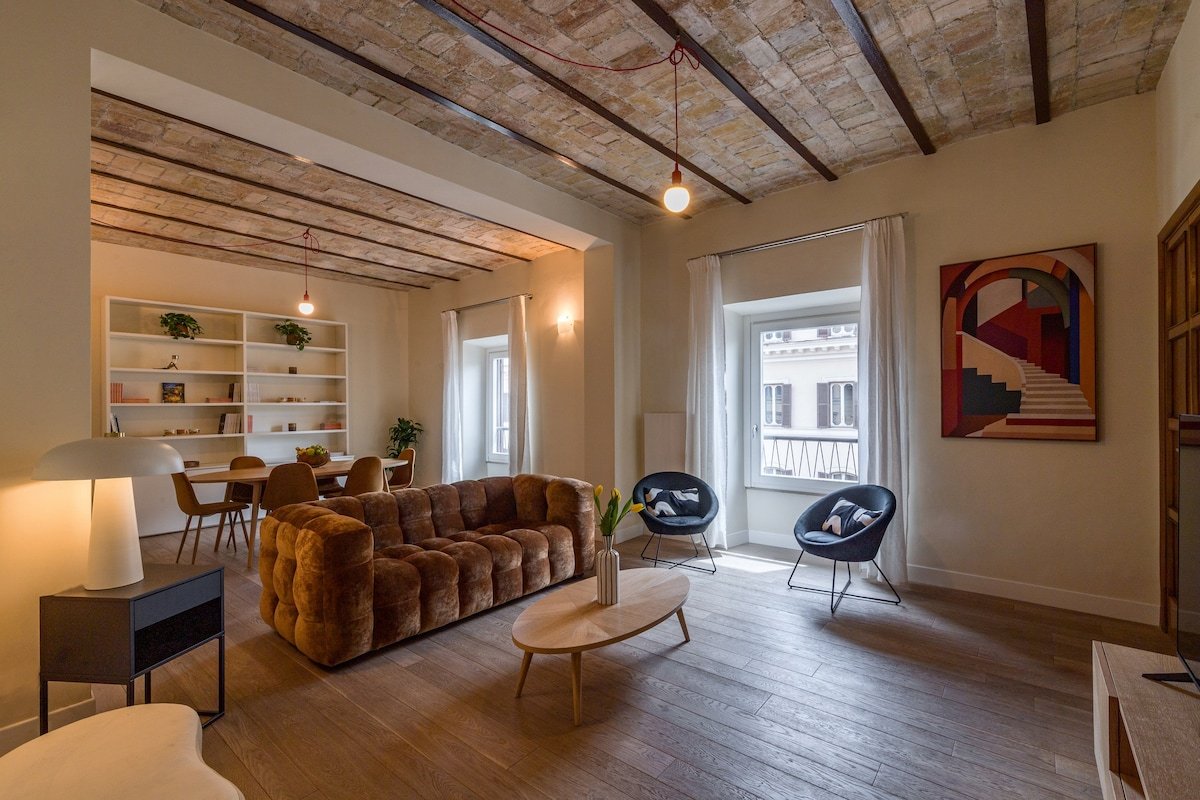 Elegant Apartment in Monti – Colosseum gallery image 3