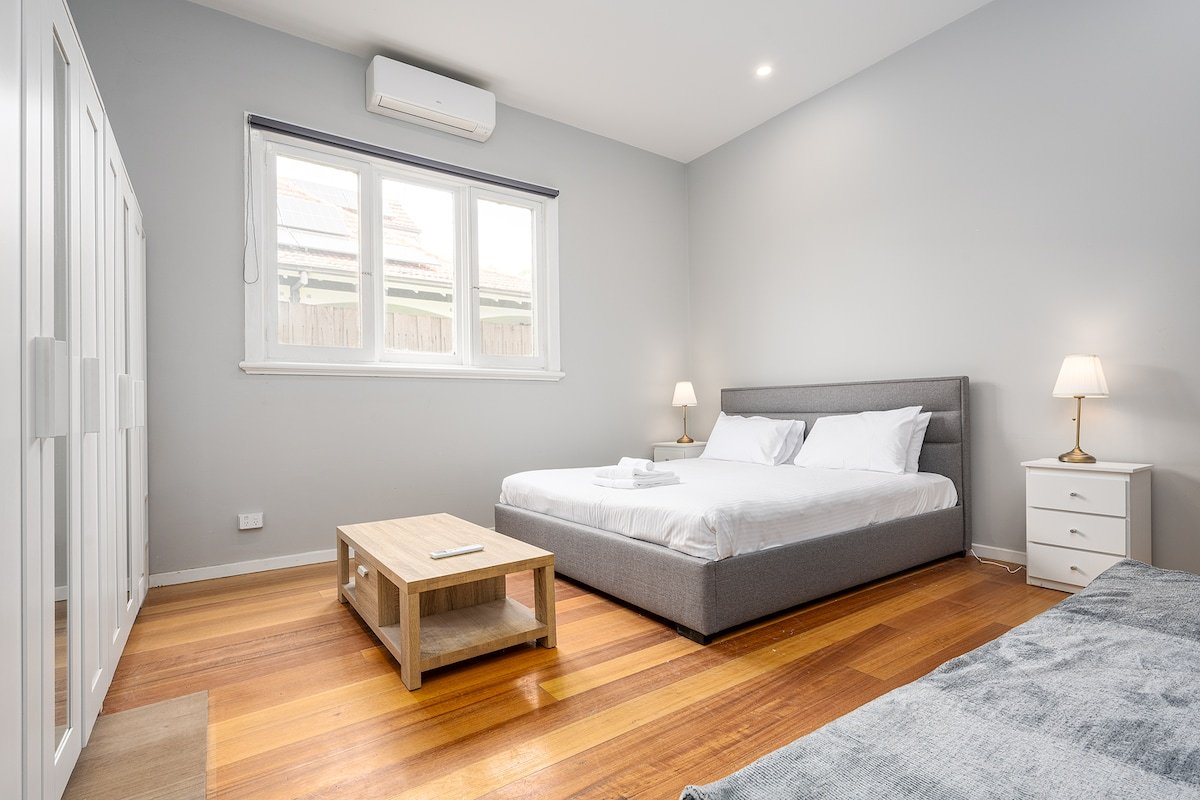 Luxurious House near Flemington Racecourse gallery image 5