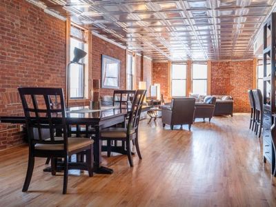 Private Suite & Entrance Loft in Little Italy/SoHo