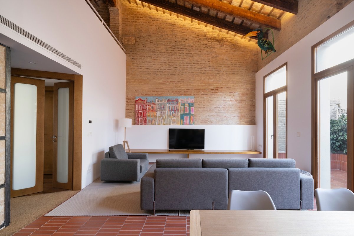 NEW sustainable loft in Cabanyal gallery image 5