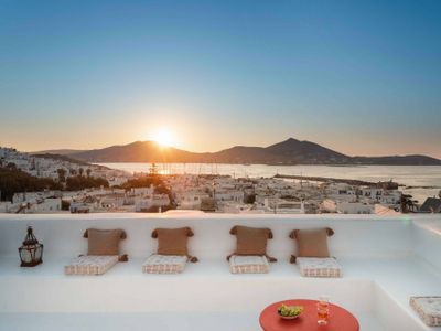 Naousa Villa with pool, garden and view