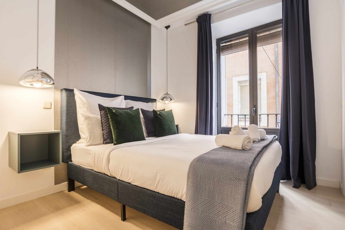 Royal Palace by SkyKey – Monthly rates available gallery image 5