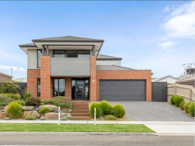 Family friendly Ocean Grove house – sleeps 16