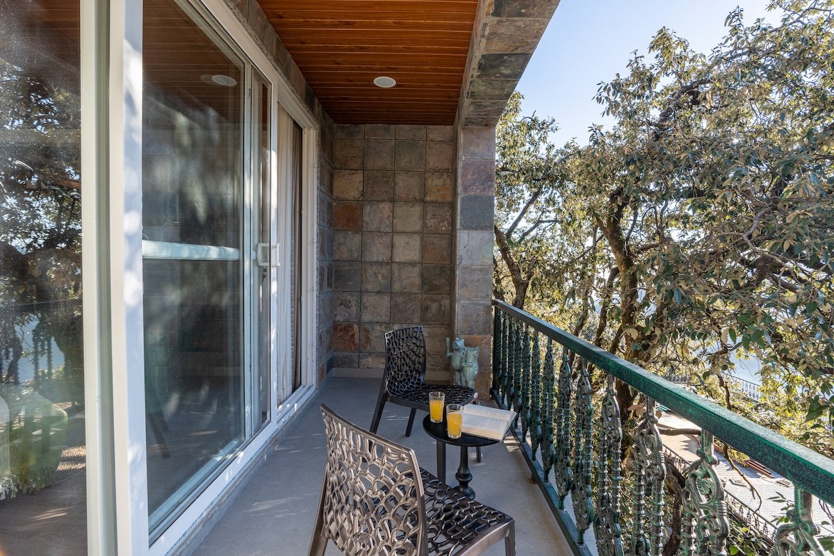 Naiintara – Lake View Villa gallery image 5