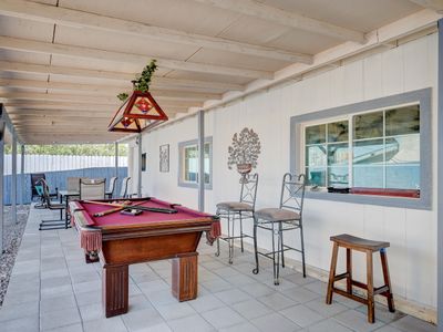 Colossus Estate: Expansive 9-bedroom Home