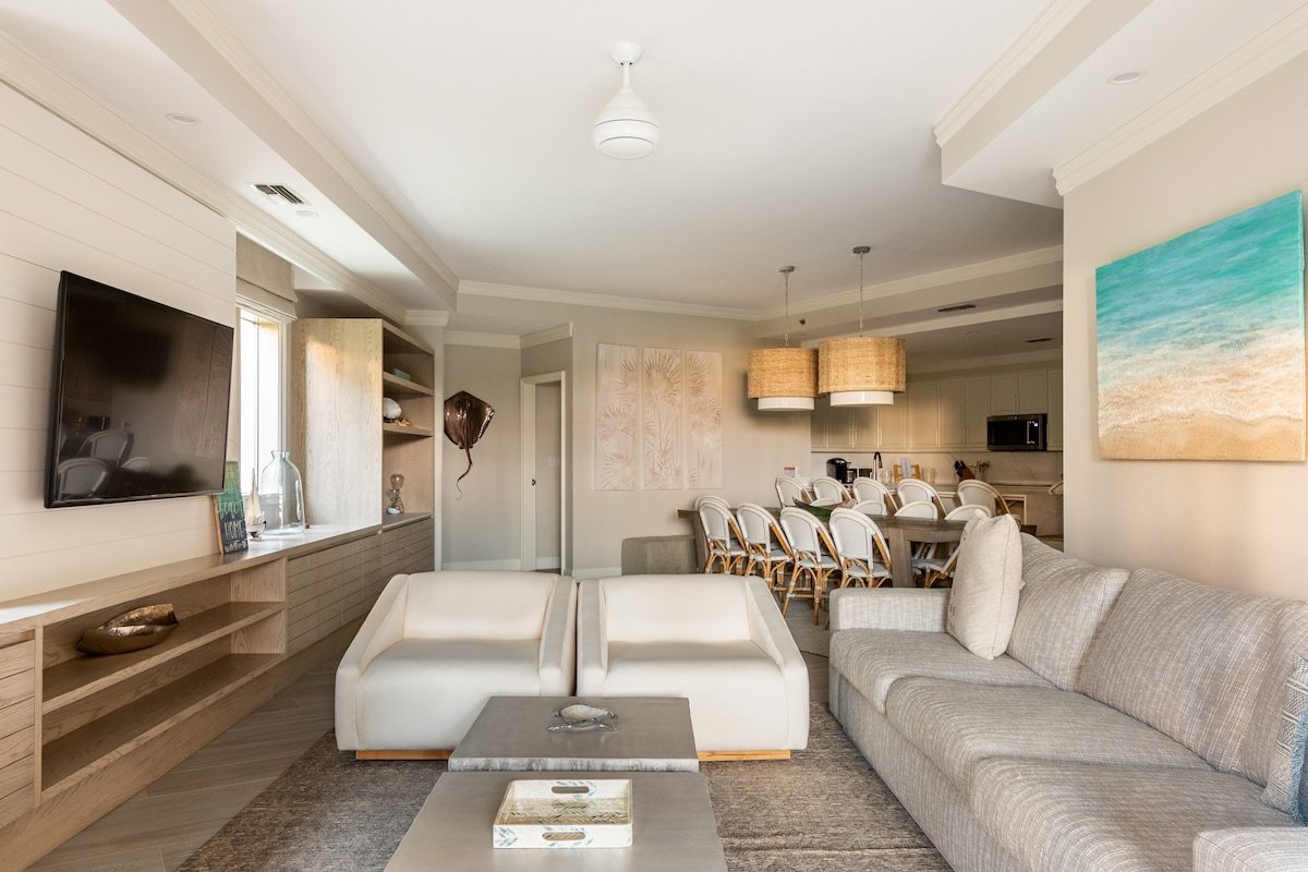 Ritz-Carlton Condo by RC Cayman Residences Rentals gallery image 4