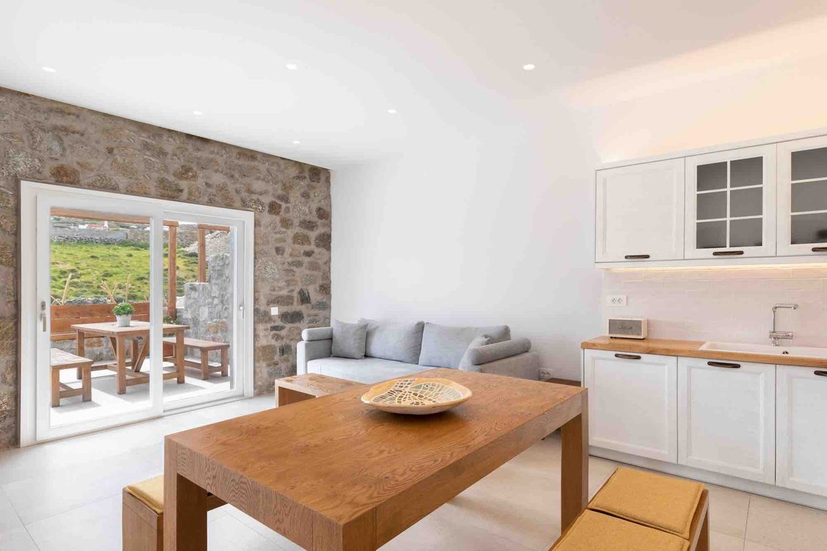 IKADE Mykonos I, 2 BR @ 2 bathrooms
