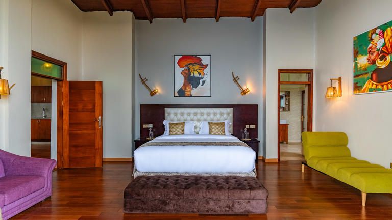 Gorilla Heights Lodge DELUXE COTTAGES