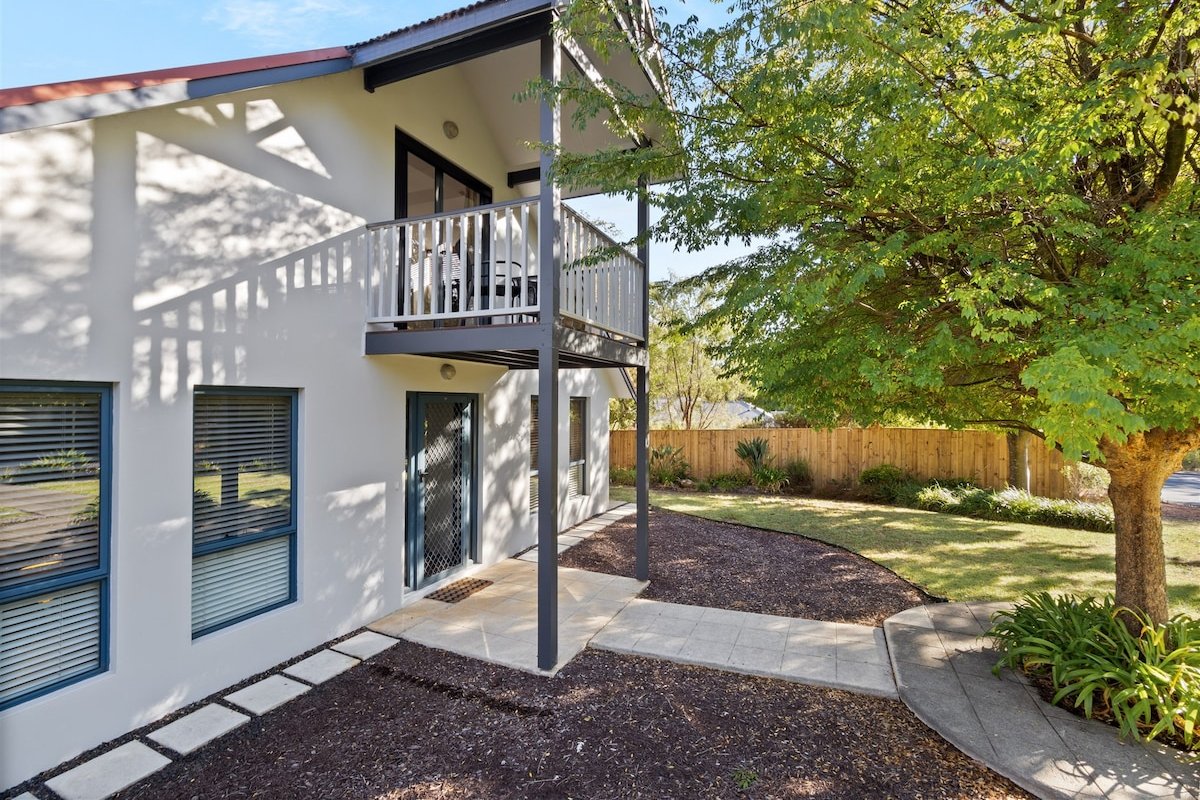 The River House – in the heart of Margaret River! gallery image 2