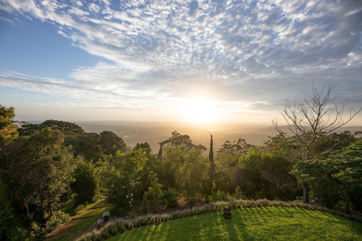 Cottage at The Shute. gallery image 3