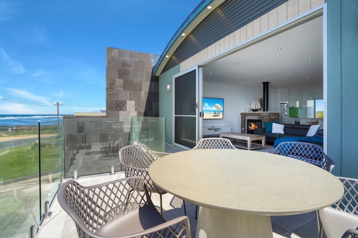 Moyan South Beach frontage gallery image 3