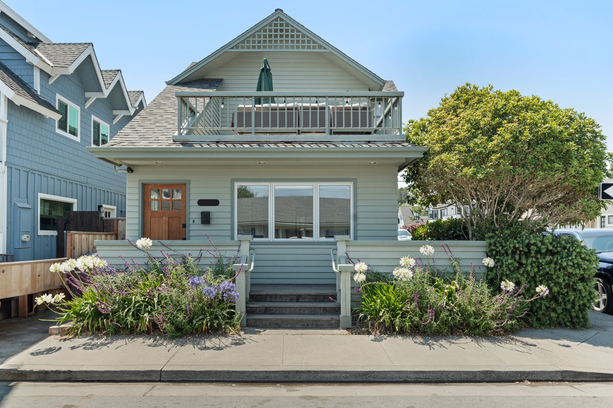 Beach Bungalow at Seabright