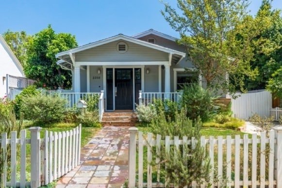 4/3 West LA Modern Bungalow Home gallery image 5