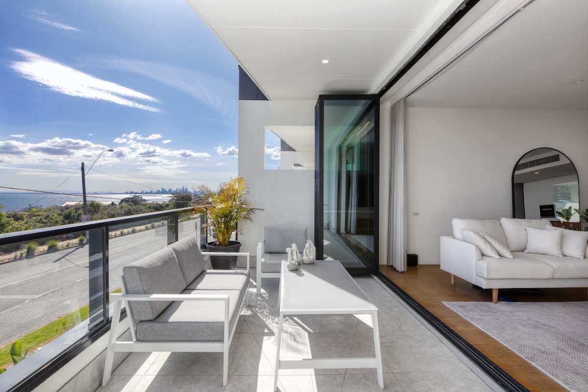 Beachside View Brighton gallery image 3