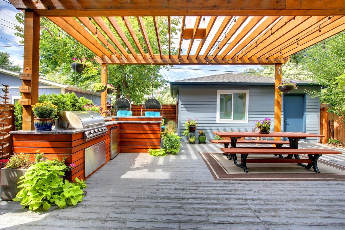 Denver Luxury Modern Whole Home Rental gallery image 5