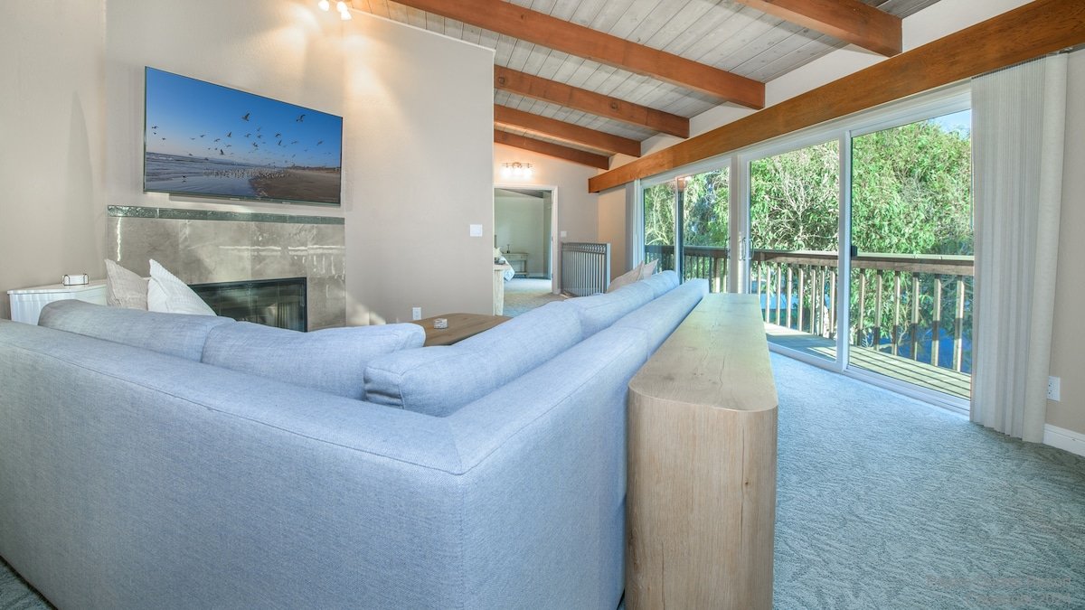 Private 4 Bedroom Seaside Oasis Santa Cruz County gallery image 2