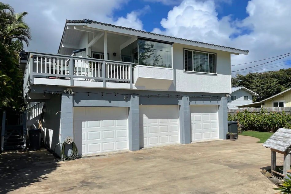 Ocean Views, Steps from Beach – 3 Bedroom/2 Bath gallery image 4