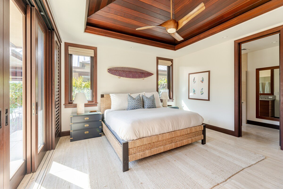 Fabulous Pauoa Beach Ocean Views gallery image 3