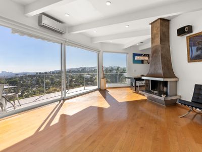 Iconic home Hollywood hills with amazing Views