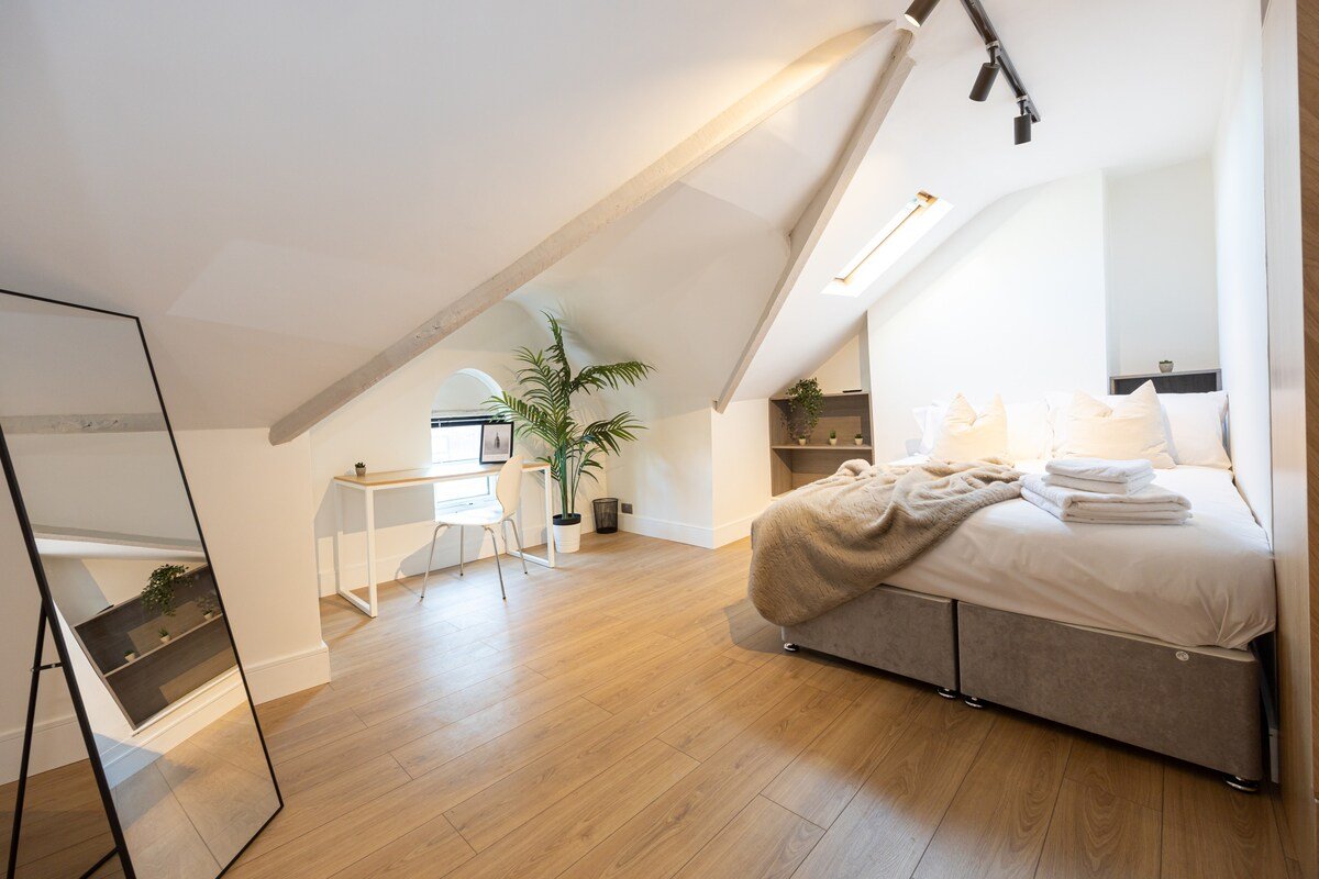 The Withington 3Bed & 2Bath Close To Christies gallery image 4